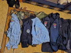 Konfiskohen dhjetëra uniforma të policisë serbe në Leposaviq