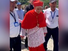 Mesha e shenjtë e festës së Shna Ndout në Laç mbahet nga kardinali Dom Ernest Simoni (Troshani)