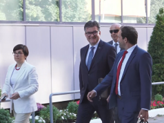 Lajçak: heqja e masave, vendim që merret nga shtetet anëtare (video)