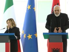 Giorgia Meloni mbron Ramën në Shëngjin: Kampet hapen më 1 Gusht