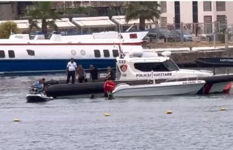 Humb jetën 22-vjeçari në Ksamil, u përplas me jet ski me skafin e Policisë Kufitare