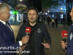 Habit ish-kryeministri shqiptar i Malit të Zi, Abazoviç sonte bën tifo për Serbinë (video)