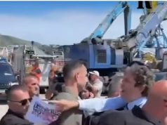 “Jo Guantanamos italiane.” Incident me deputetin italian në Shëngjin (Video)