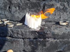 Mbyllen 13 të martat e shenjta në kishën magjike të të gjitha besimeve. Nesër, nata e madhe në Kishën e Laçit (video)