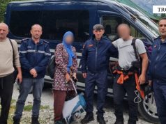 Humbi rrugën gjatë natës, teksa eksploronte Majën e Jezercës, Policia i shkon në ndihmë turistes franceze.