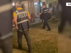 Prishi qetësinë në plazh. Policia sekuestron pajisjet e lokalit që vuri muzikë me zë të lartë