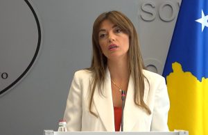 Albulena Haxhiu zgjidhet kryetare e Kuvendit të Kosovës