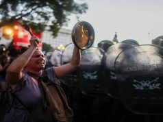 Argjentina tronditet nga përleshjet për shkak të projektligjit për reforma (video)