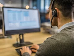 Zbulohet mashtrimi i madh i italianëve nga Shqipëria me call center falë hetimit italo-shqiptar