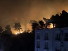 (Video) Situatë dramatike nga zjarret në Shëngjin. Te Rana e Hedhun flakët po i afrohen hoteleve dhe banesave