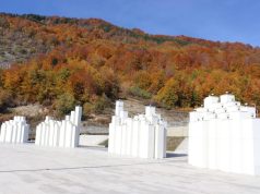 Serbia, arrestim për krime lufte në Betejën e Koshares që theu kufirin Kosovë-Shqipëri Kompleksi memorial Beteja e Koshares