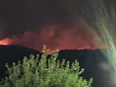 Himarës nuk ka kush t’ia shuajë zjarret (video)