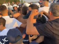 Banorët e Krujës e Fushë Krujës në protestë bllokojnë aksin Thumanë-Kashar përplasen me policinë: Na kanë bllokuar lëvizjen me Tiranën