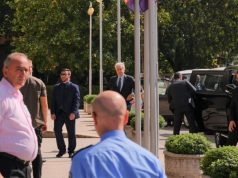 Çfarë bën shefi i CIA-s në Prishtinë?