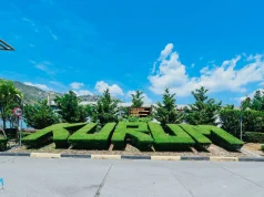 Prokuroria kërkon sekuestro dokumentesh te “Kurum”. Braçe për mbylljen e uzinës: kompania po shantazhon qeverinë me pengje njerëzore