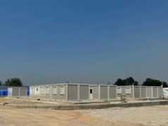 500 karabinierë zbresin në Shëngjin për të ruajtur kampin në Gjadër