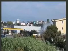 Merr flakë autoboti në Durrës. Lëndohen dy punonjës të pikës së karburantit