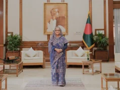 Kryeministrja e Bangladeshit ikën nga pallati për t’i shpëtuar protestuesve