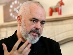 Vrasja në Pogradec / Kryeministri mbron policinë