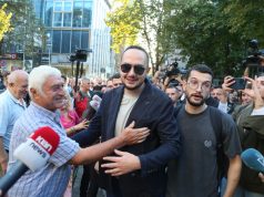 Salianji u dorëzua sot në polici. “Heroi” i PD lë amanetet.