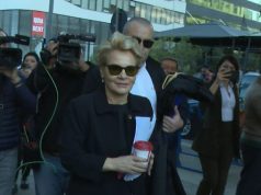 Kryemadhi pasi doli nga GJKKO: në një sallë me Metën, provokim