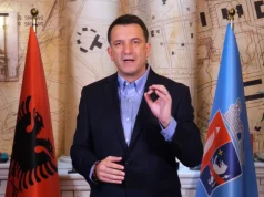 Veliaj “shkund” Bashkinë. BIRN: Problemet me korrupsionin, ndryshon 12 drejtorë