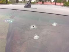 Atentat Presidentit. I zenë pritë në rrugë dhe qëlluan mbi makinën e tij.