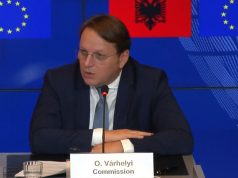 Varhelyi i vë notën 10 Shqipërisë