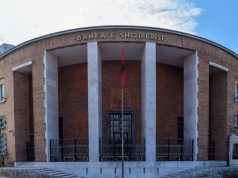 24% e familjeve shqiptare jetojnë me borxhe! Shumica për ushqime dhe shëndetësi