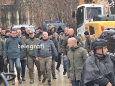 Pas vizitës në vendin ku ndodhi shpërthimi, Kurti: Ka të arrestuar, Policia po zhvillon hetime dhe bastisje