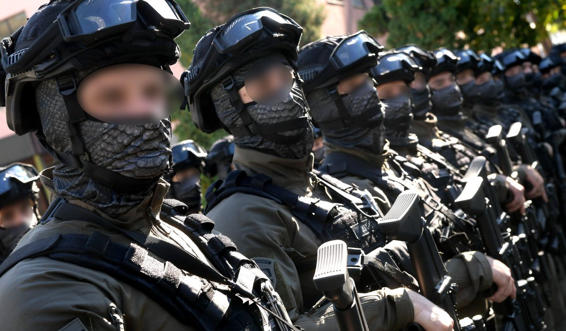 Serbia po armatoset - Sa rrezik lufte ka në Ballkan? - Albanian Insider ...