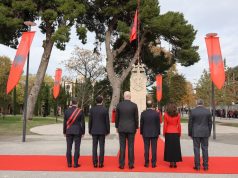 (Foto, video) Dita e Flamurit në Vlorë/ Kurti dhe Rama, sërish të akullt me njëri-tjetrin