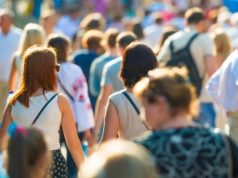 Në Shqipëri lumturia e moshës së mesme vlerësohet në rënie