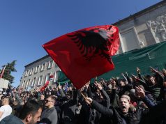 “O sot, o kurrë, është radha jonë”- Berisha flet për protestën: Nesër revoltë popullore, shqiptarët marrin në duart e tyre kryeqytetin