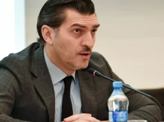 Mikheil Kavelashvili, një ish-futbollist me pikëpamje anti-perëndimore, zgjidhet president i Gjeorgjisë