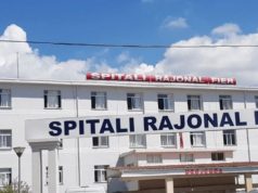 Pacienti vdiq/ Akuzohen për neglizhencë mjekët në Fier, pezullohen nga detyra