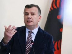 Një vit në punë/ Balla: Falënderon të gjithë ata me të cilët ka punuar, takuar dhe shërbyer në detyrat publike.