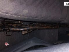 Me armë në makinë. Të riut i zë rrugën policia. Dyshohet se do kryente vrasje