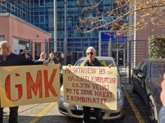 Veliaj brenda në SPAK, qytetarët protestojnë