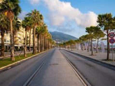 Digjet prej 4 ditësh fusha e mbetjeve në Vlorë, tymi mbulon zonën