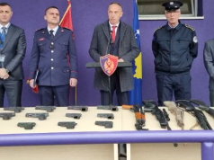 Trafik armësh Shqipëri – Kosovë. Operacion i përbashkët policor, 14 të arrestuar