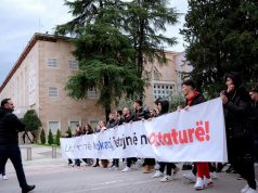 Dita e Rinisë/ PD marshon nga Qyteti Studenti