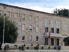 Festat e fundvitit/ Shpërblim 150 Euro për familjet dhe individët me ndihmë ekonomike