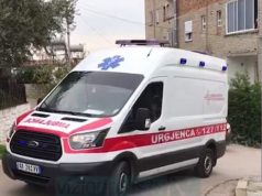 Del autopsia e të moshuarit që u gjet i vrarë në Zall Bastar dy ditë më parë. Policia ka shoqëruar rreth 20 persona