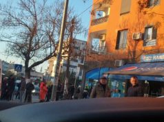 I moshuari humb jetën në rrugë. Ja çfarë dyshohet