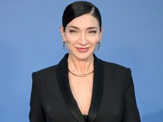 Stilistja italiane Elisabetta Franchi akuzohet për përndjekjen e ish-konsulentes së saj për shkak se besonte që kishte lidhje me bashkëshortin