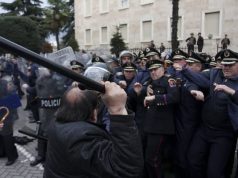 SPAK i dërgon fletëthirrje Sali Berishës për hetimet e 21 janarit