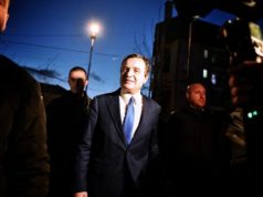 Komisioni i Ankesave në KQZ-në e Kosovës dënon me 3 mijë euro gjobë Vetëvendosjen për shkak të gjuhës së përdorur nga Kurti, por me 20 mijë opozitën se e krahasoi atë me Hitlerin