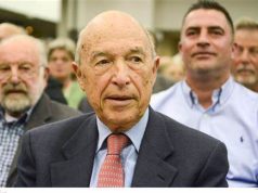 Vdekja e ish-kryeministrit grek, Majko: Kostas Simitis kishte rol të veçantë në miqësinë shqiptaro-greke