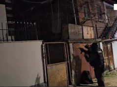 Operacioni në Pogradec, policia arreston 6 persona, 28 banesa të kontrolluara dhe 200 forca në aksion! Sekuestrohen armë, drogë dhe para